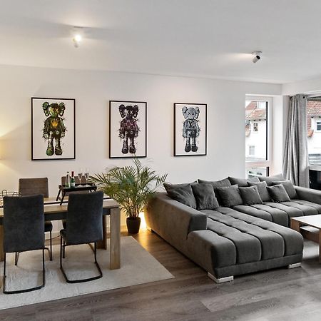 Modern Style Business Suite - Office - Kitchen - Balcony แฮร์โซเกนเอารัค ภายนอก รูปภาพ